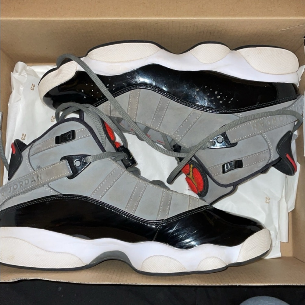 Air Jordan 6 rings Gray and Black Sneakers